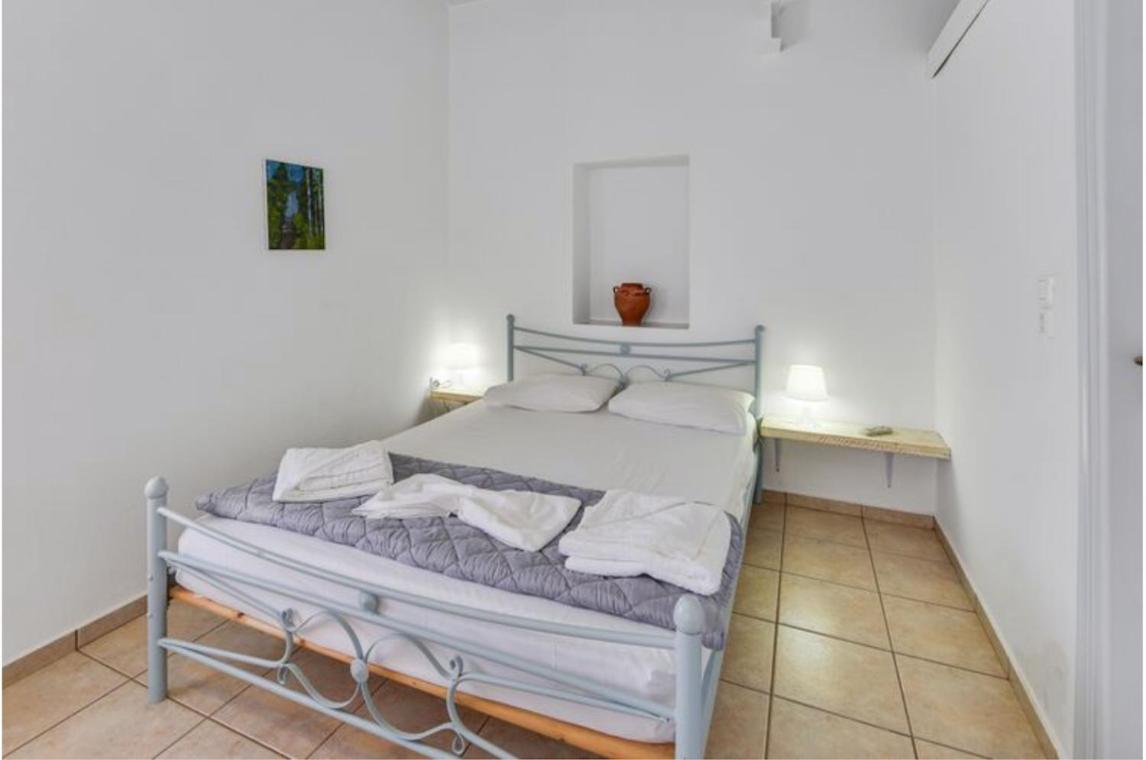 Traditional Cycladic House Tripiti Exterior photo